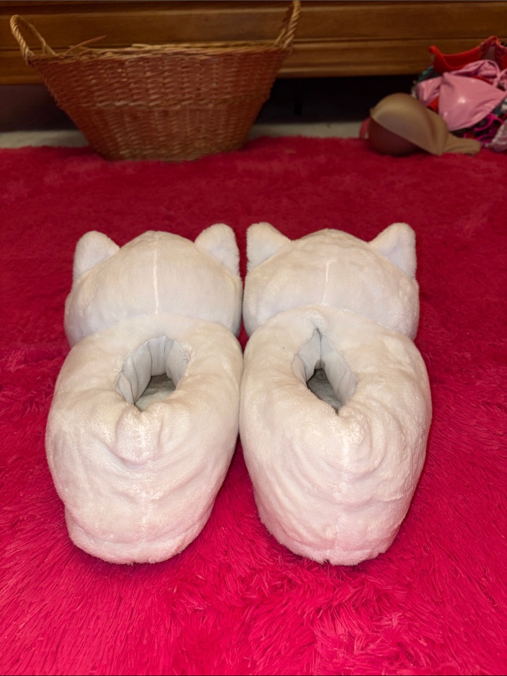 Rip N Dip Pink Cat Face Plush Slippers - Picture 4 of 6